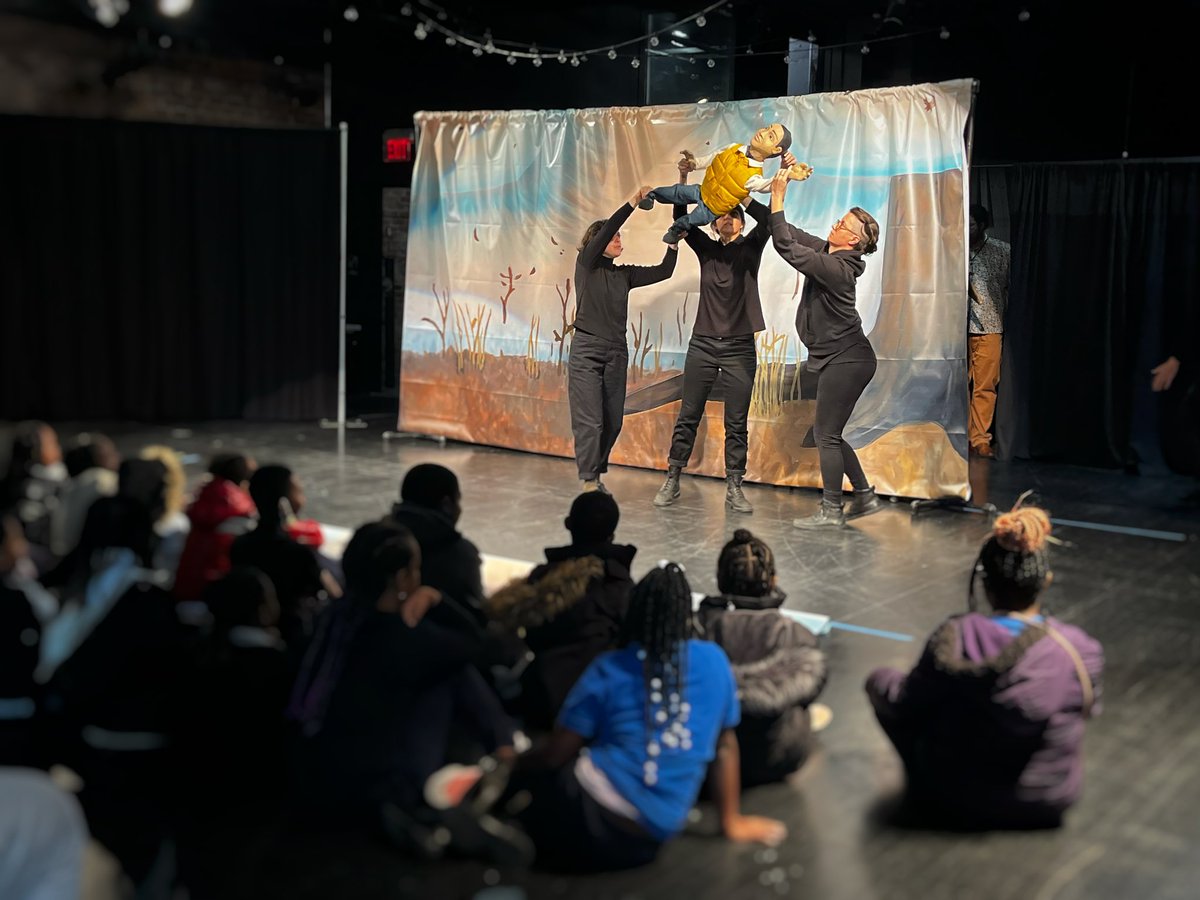 MusicwithFarley's tweet image. Thank you @DetOperaHouse for inviting @Wayne_DPSCD to see the new opera “Under The Snow”. The students were so impressed with the quality of work and most of all the use of puppets. Again thank you! #dpscd #opera