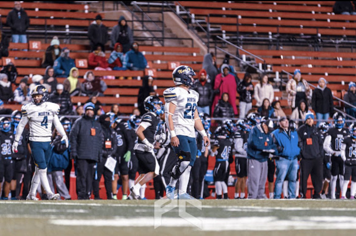 ChrisOliveri28's tweet photo. Back2Back Group 5 State Champs 💍💍 https://t.co/uqqyDSYLjl