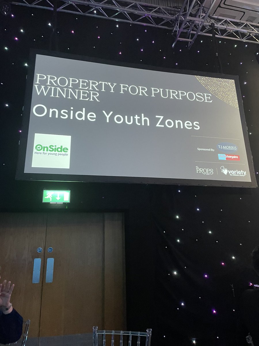 hec_consulting's tweet photo. Congratulations @OnSideYZ on your award at the #NWProps Fantastic for all involved and well deserved ππΎ
@varietyGB https://t.co/7i95d2kRi8