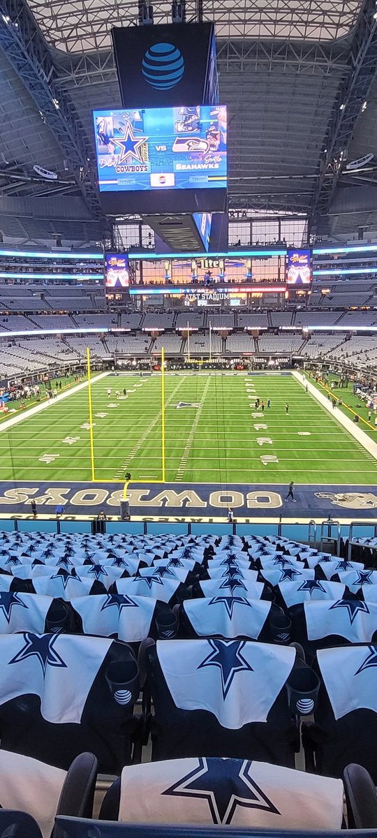 Jessperanza's tweet photo. Let's Gooooooooo!!!
#HowBoutThemCowboys?! https://t.co/L5LnztyLEr
