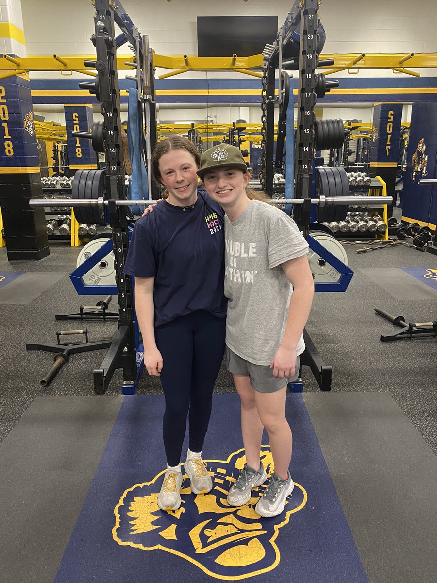 PCnowisthetime's tweet photo. Big week for @ScotSoftball!
They came back from Thanksgiving break thankful for the opportunity to crush it in the weightroom!!
Congrats to our ⭐️s of the Week, Sophie and Anna!
#LadyScots 🥎 https://t.co/ND1aZkva3v