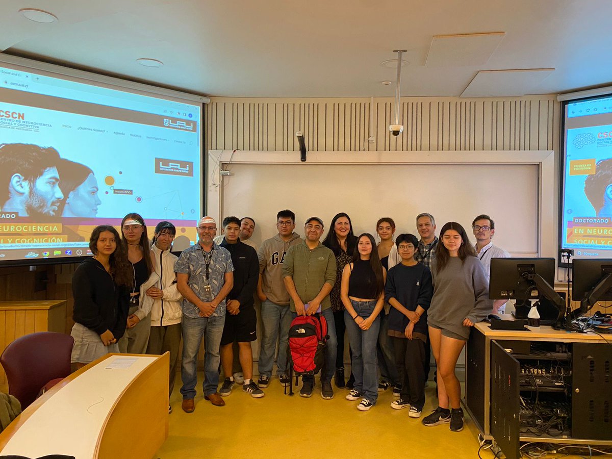 cscn_uai's tweet image. 🎓 Hoy tuvimos el placer de recibir a estudiantes del Liceo Experimental Manuel de Salas en un emocionante taller de neurociencias, guiado por algunos de nuestros docentes. 🧠✨

📸 Desliza para ver el registro de esta experiencia llena de conocimiento y descubrimiento