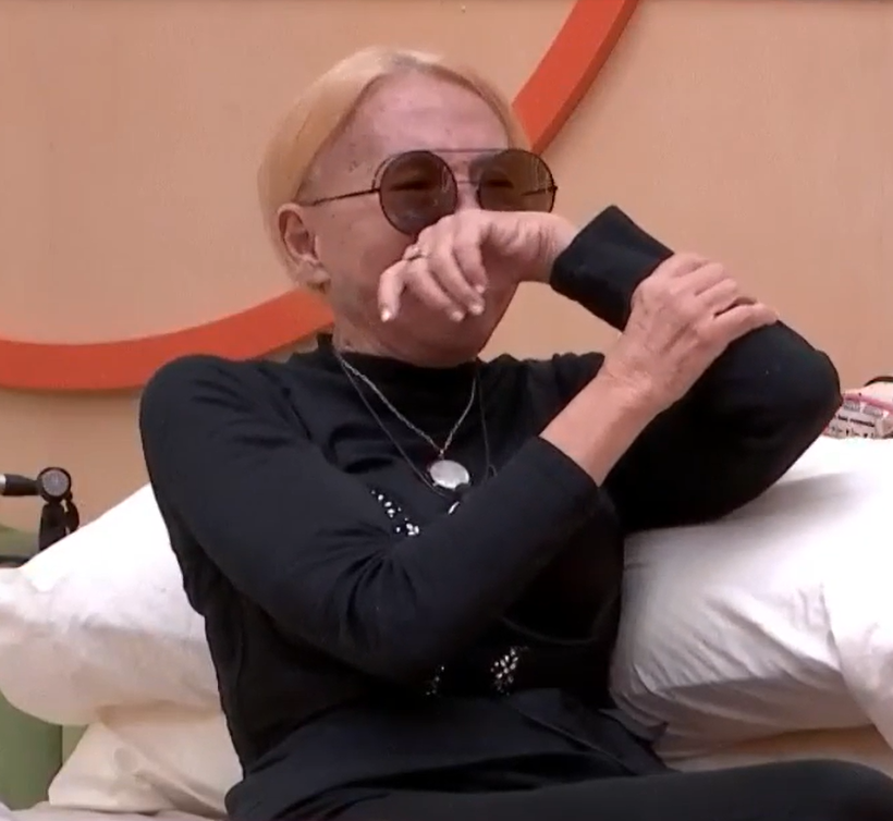 fandunareina's tweet image. LAURA BOZZO HA LEVANTADO ESE REALITY. 
Muchos de los que la están criticando, se han quedado desvelados viendo el directo durante horas por todo lo que generó. 
Merecido que sea la primera finalista y que no se haya colado una Pilar sin gracia.

#GHVIP1D #GHVIPGala12 #GHVIP30N