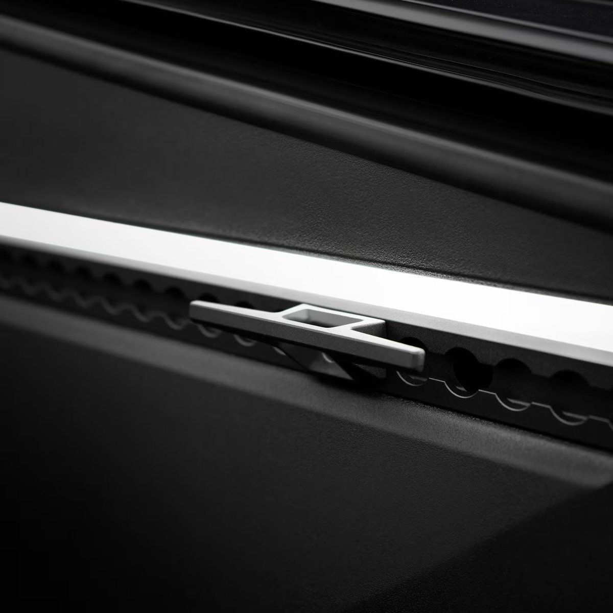 SnazzyLabs's tweet image. Perhaps the best thing about the Cybertruck are the accessories. Having a factory Molle panel is unheard of and the L-track accessories like the cleat are really well thought out. Even the custom-sized bins are super handy. I’m really impressed.