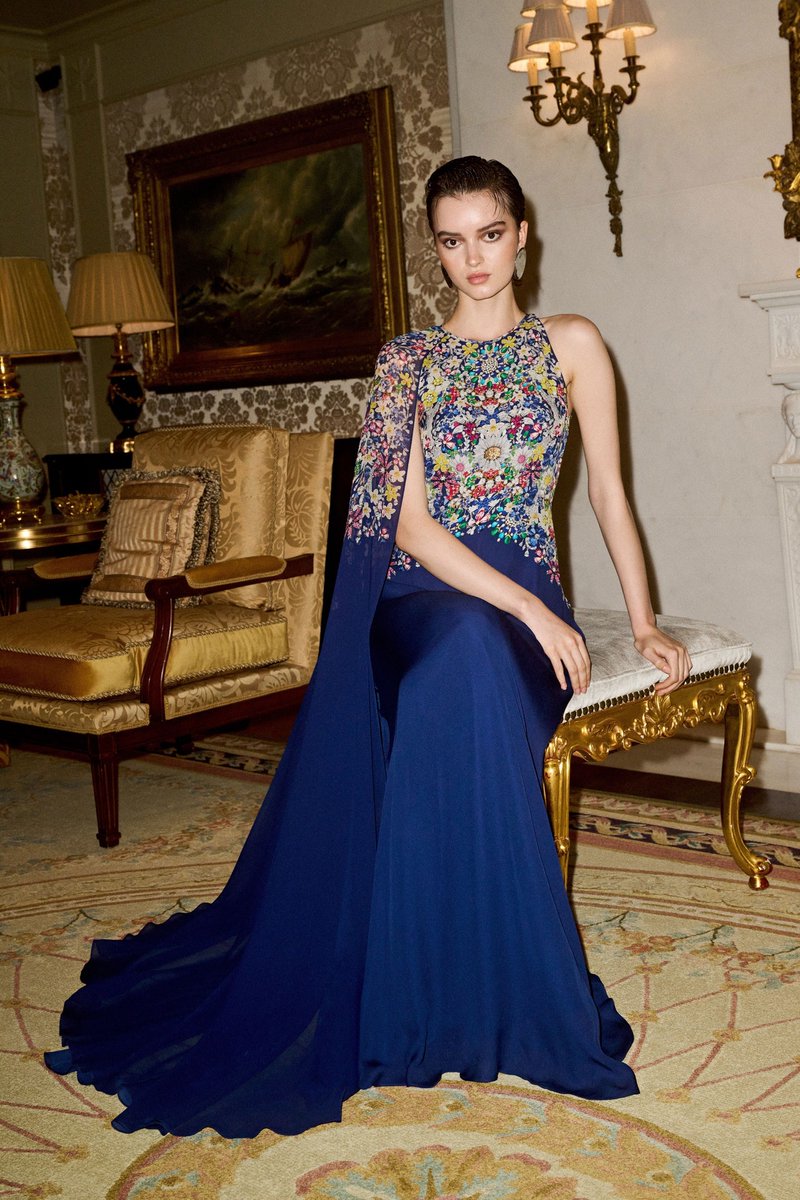 kendam_com's tweet image. Mary Katrantzou Resort 2024 collection lookbook kendam.com/news/lookbooks… 

#MaryKatrantzou #Resort2024 #Lookbooks #Fashion #Kendam