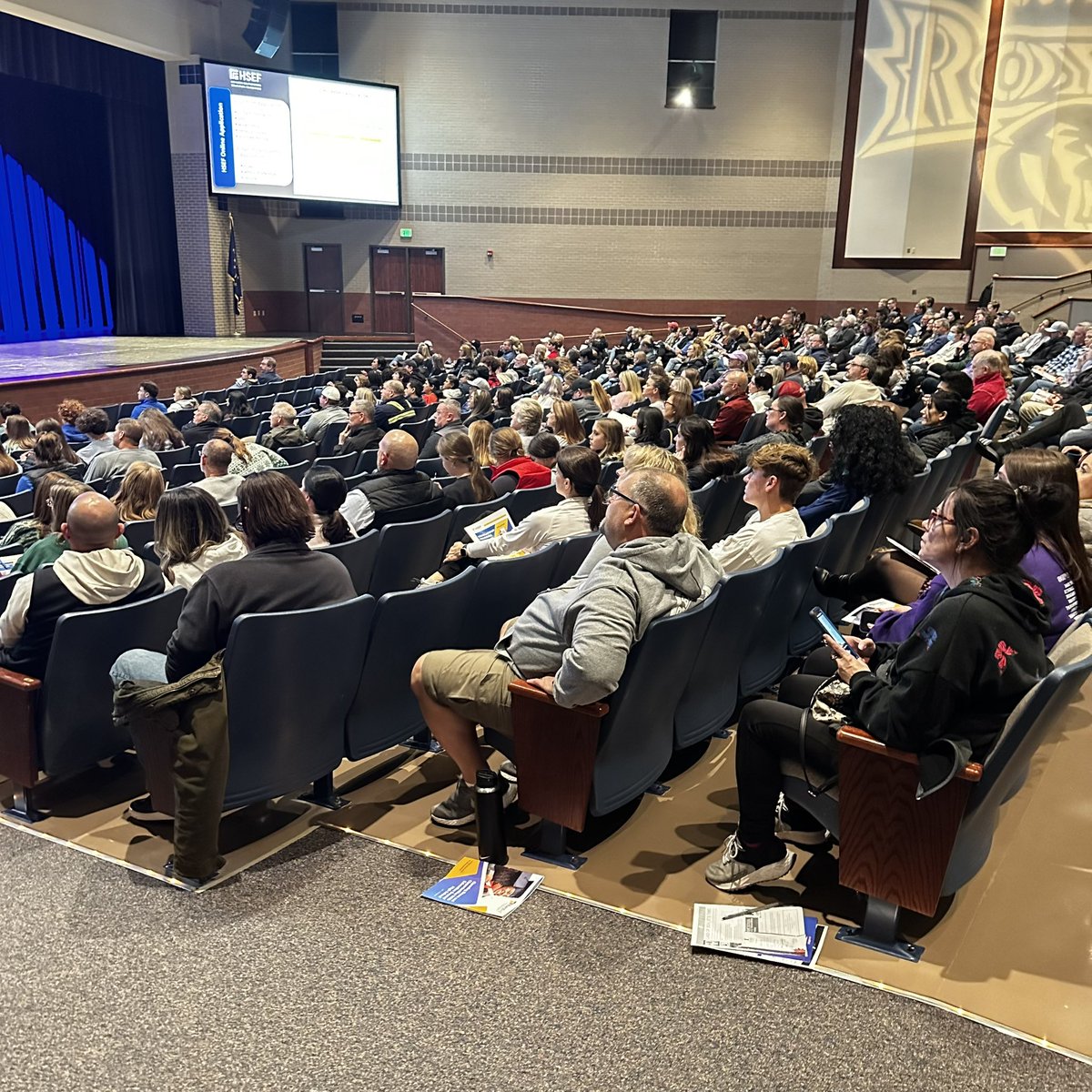 HSECollege's tweet photo. HSE FINANCIAL AID NIGHT!! Thank you @hsefoundation and @INvestEdIndiana for sharing great information!!! https://t.co/5ytPlldH2l