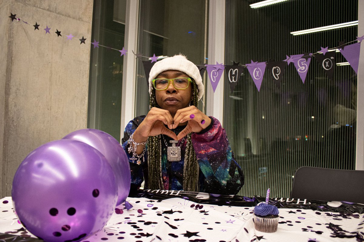 CCCFreshConnect's tweet image. Comment your favorite moment in Hip- Hop history and join us December 8th at 6pm, 1104 S Wabash

Come celebrate hip hops 50th anniversary at The Fresh Connect :) 
#CCC #TheFreshConnect #HipHop50 #HipHop #columbiacollegechicago qq