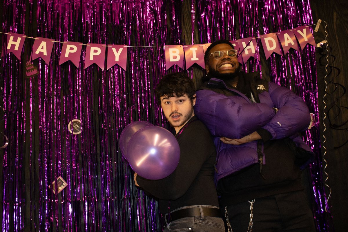 CCCFreshConnect's tweet image. Comment your favorite moment in Hip- Hop history and join us December 8th at 6pm, 1104 S Wabash

Come celebrate hip hops 50th anniversary at The Fresh Connect :) 
#CCC #TheFreshConnect #HipHop50 #HipHop #columbiacollegechicago qq