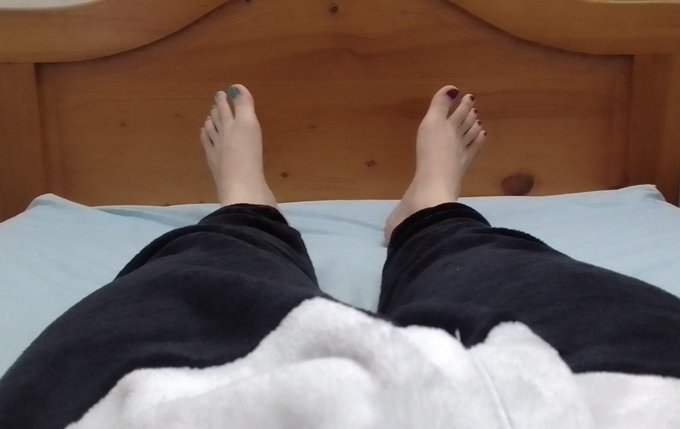 oh, yeah, it also haves a zipper in the front uwu #Femboy #feet #nsfwtwt #barefeetarebest https://t.<a href="/tag/feet"class="tags"><span>#feet</span></a><a href="/tag/femboy"class="tags"><span>#femboy</span></a><a href="/tag/nsfwtwt"class="tags"><span>#nsfwtwt</span></a><a href="/tag/barefeetarebest"class="tags"><span>#barefeetarebest</span></a>