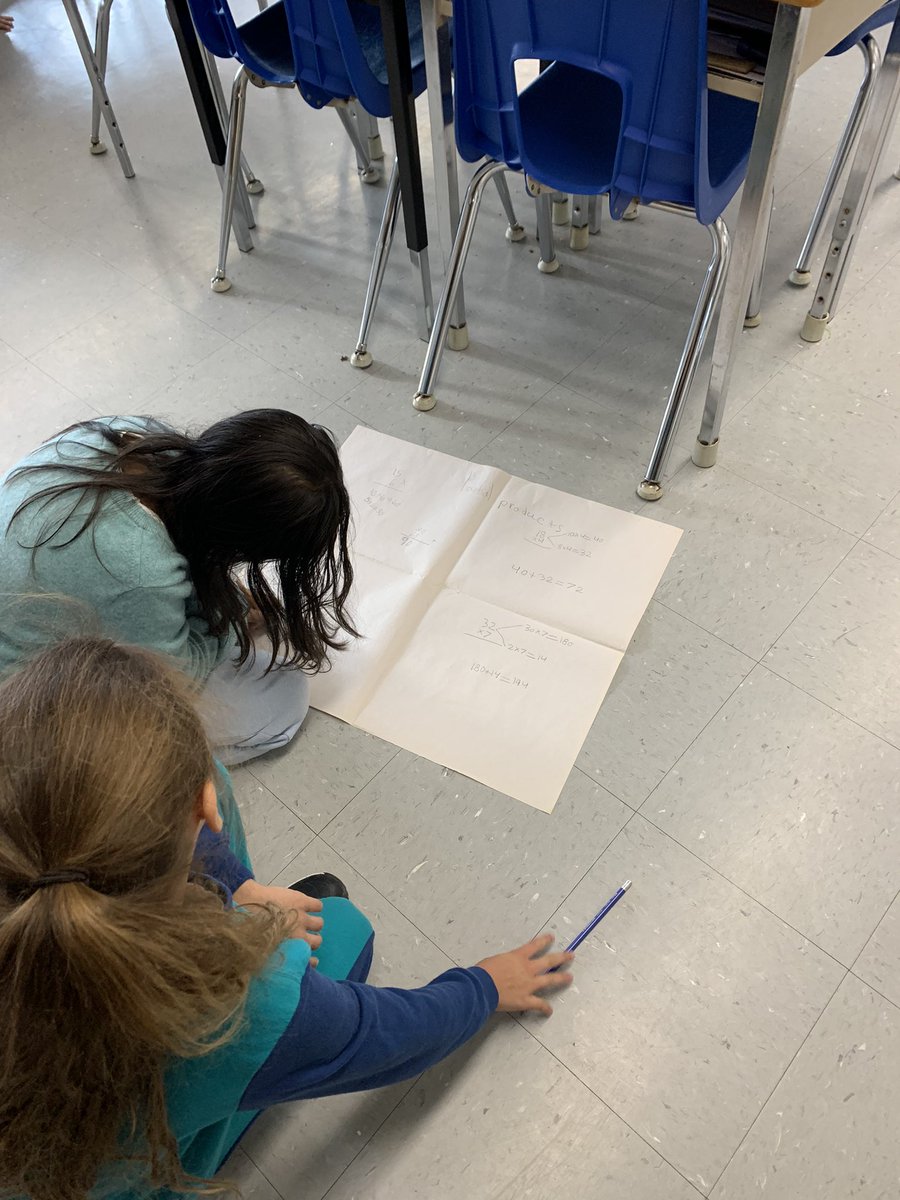 MrsTtate28's tweet photo. How can we make numbers easier to multiply? 🧐 https://t.co/5SFy8FaH6a