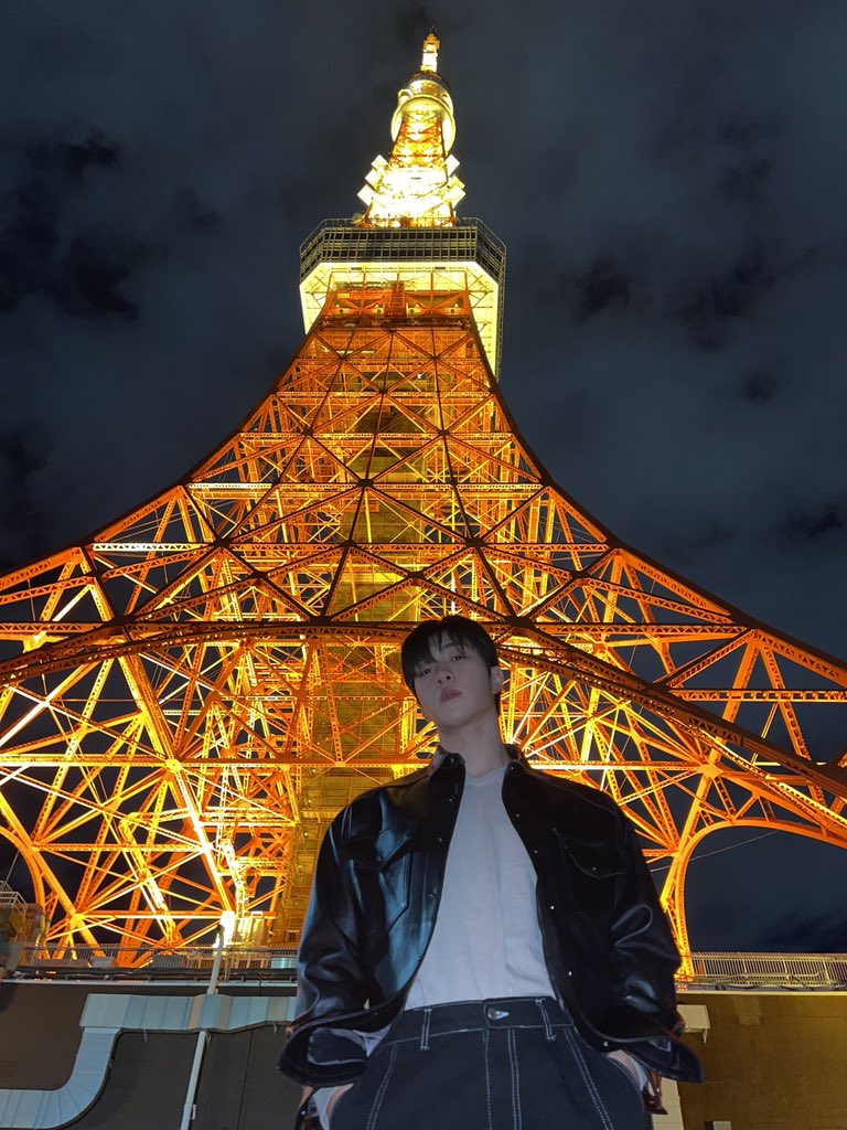 ONF_members's tweet photo. [#와이엇 #WYATT] TOKYO TOWER🗼
#ONF #THIS_IS_WYATT https://t.co/3X32Ajp7s1
