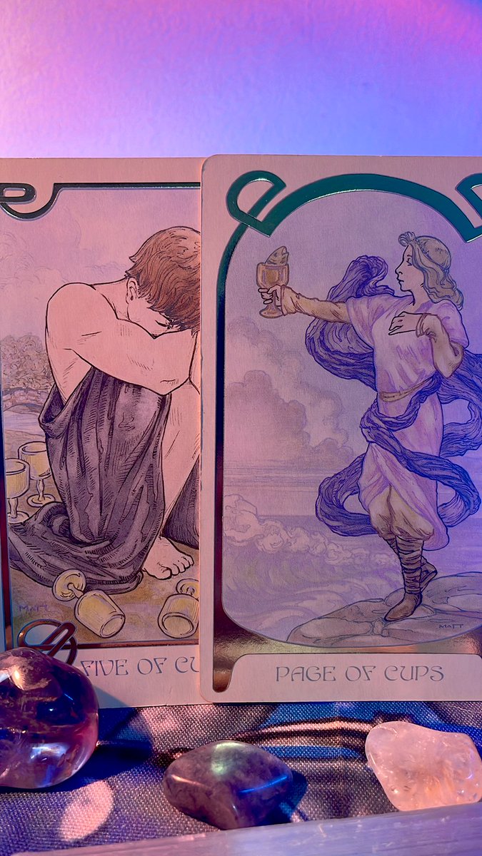 tarotdothi's tweet photo. ✨🔮 Dezembro para Áries: 

Você pode até achar que tudo está perdido, mas esse mês vai te mostrar que todo fim marca um recomeço e que as vezes as perdas fazem parte do processo de evolu��ão. Você vai iniciar algo novo e bom nesse mês, pode ser uma relação, um trabalho, um estudo, um interesse… algo bom. E a partir desse algo muita coisa também boa vai acontecer. Tudo acontece por um motivo e isso vai ficar bem claro pra ti nesse mês.