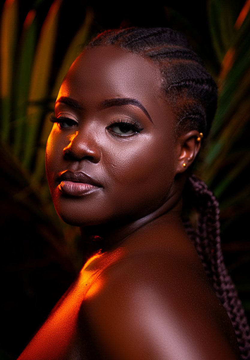 black is Bold #blackissuperior 🥰 #BlackShinesBrightest #Africanacity #PhotographyIsArt 📷 <a href="/OkayloStudios/">okaylo studios</a>