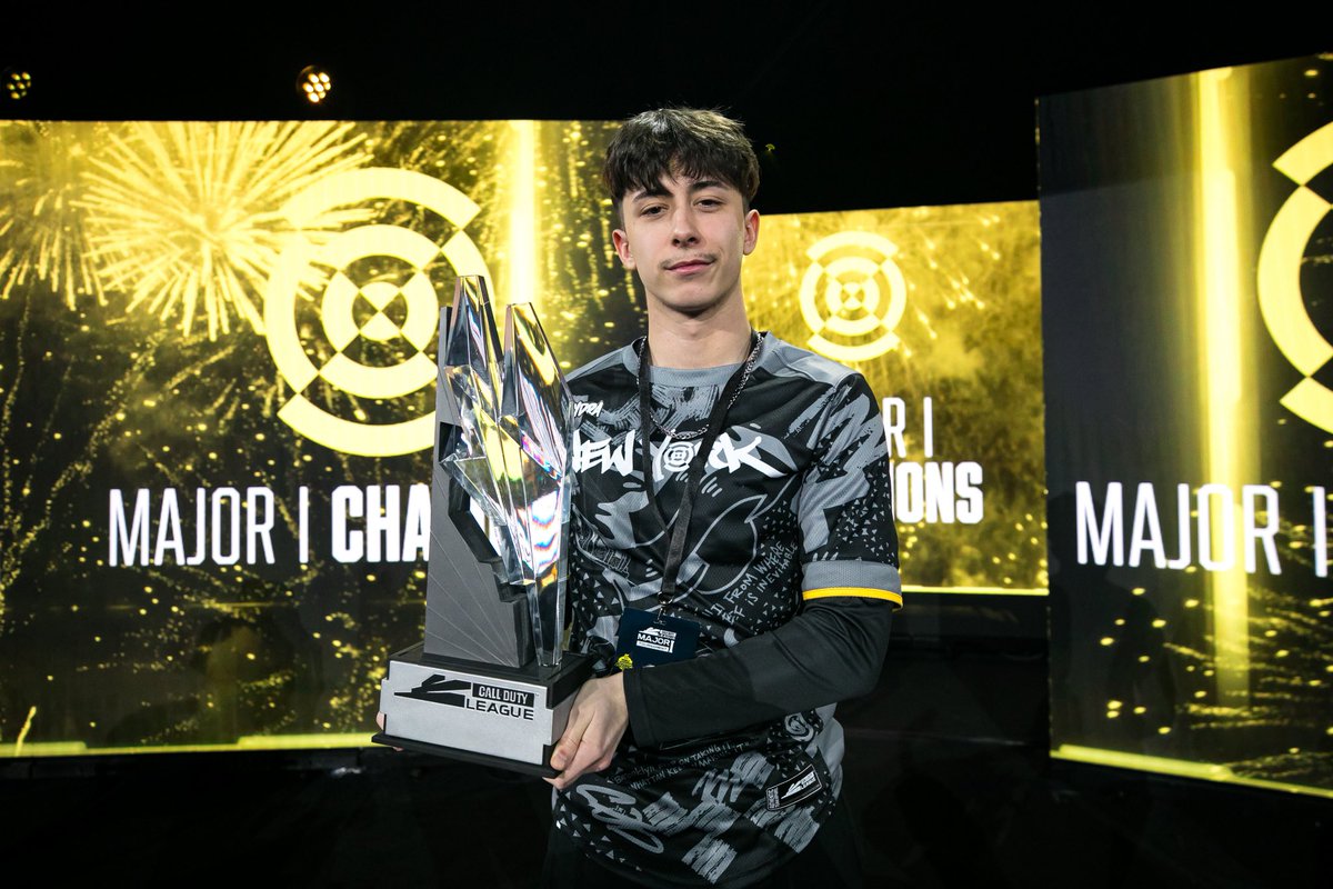 CDL Intel (@intelcdl) on Twitter photo BREAKING: <a href="/HyDrAnml/">100T HyDra</a> has won 2023 Esports Controller Player of the Year at the <a href="/esportsawards/">Esports Awards</a> 🏆 BREAKING: <a href="/HyDrAnml/">100T HyDra</a> has won 2023 Esports Controller Player of the Year at the <a href="/esportsawards/">Esports Awards</a> 🏆
