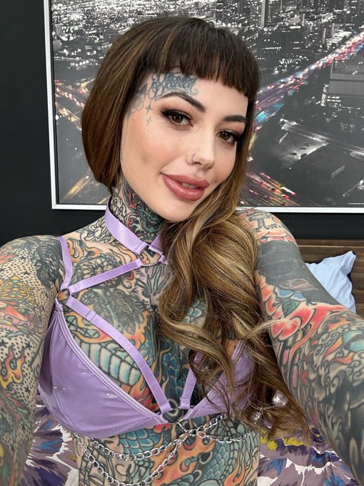 Going live on @CherryPimps in 10 min!!! How to see you there!! @CherryPimpsPM @StreamateModels https://t<a class="tags" href="/tag/cherrypimps">@cherrypimps</a><a href="/tag/mvsales"class="tags"><span>#mvsales</span></a>