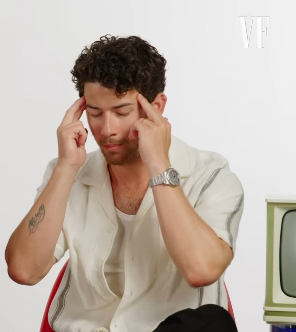 justjonasbrr's tweet photo. show dos jonas brothers vai ser de fim de semana, vai ser um preço acessível e eles vão mimar a gente como a gente vem mimando eles há tempos e NÃO VAI CHOVER E NEM ESTAR UM CALOR INSUPORTÁVEL https://t.co/MLo2DvcMUS