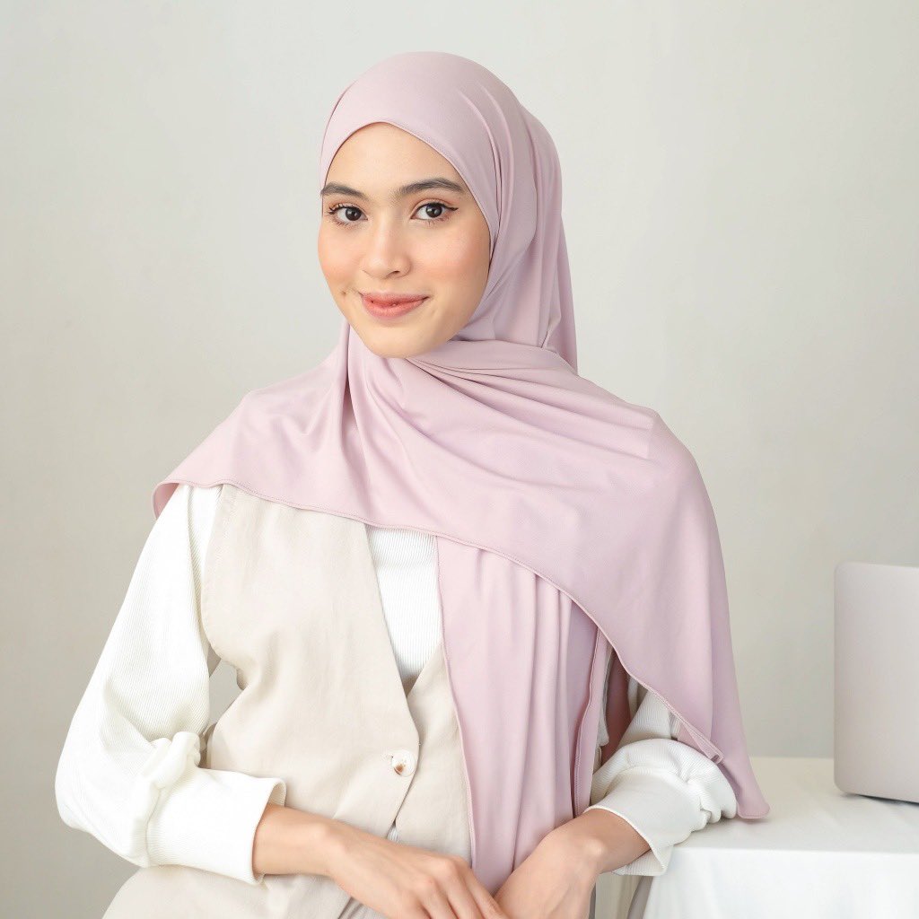 byuthings's tweet photo. Pashmina oval jersey comfyyy sat set!

Harga 65.000
https://t.co/b25heMD3bA https://t.co/66seGLrKx2