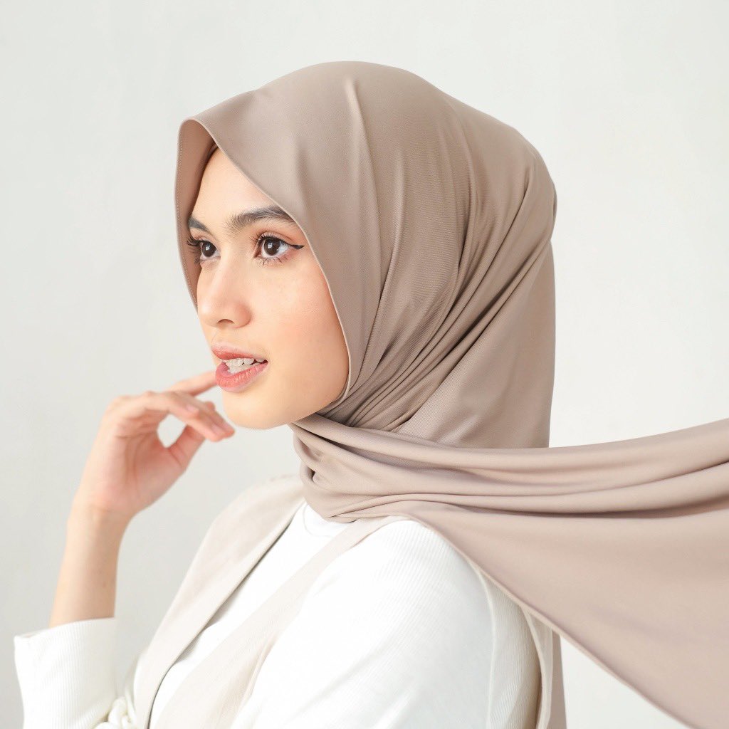 byuthings's tweet photo. Pashmina oval jersey comfyyy sat set!

Harga 65.000
https://t.co/b25heMD3bA https://t.co/66seGLrKx2