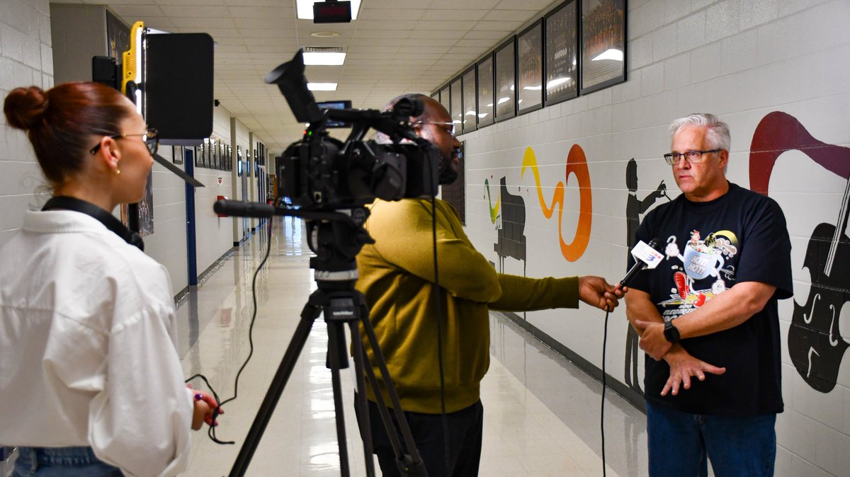 BryanISD's tweet photo. The #BryanHighSchool #ElectricLightOrchestra is in the final days of rehearsal before bringing this year's show to the Bryan ISD Performing Arts Center stage on Monday, Dec. 4 at 7 p.m.! Thank you @KBTXNews for stopping by today!
Get tickets here: https://t.co/0ZmSM0HXzA. https://t.co/CKrGKhGDqD