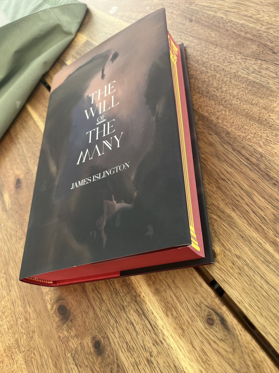 The Will of the Many by @IslingtonJames was one of our favourite books of 2023! Pleased RT to win a free copy of our special edition 💚 Winner called 14/12/23