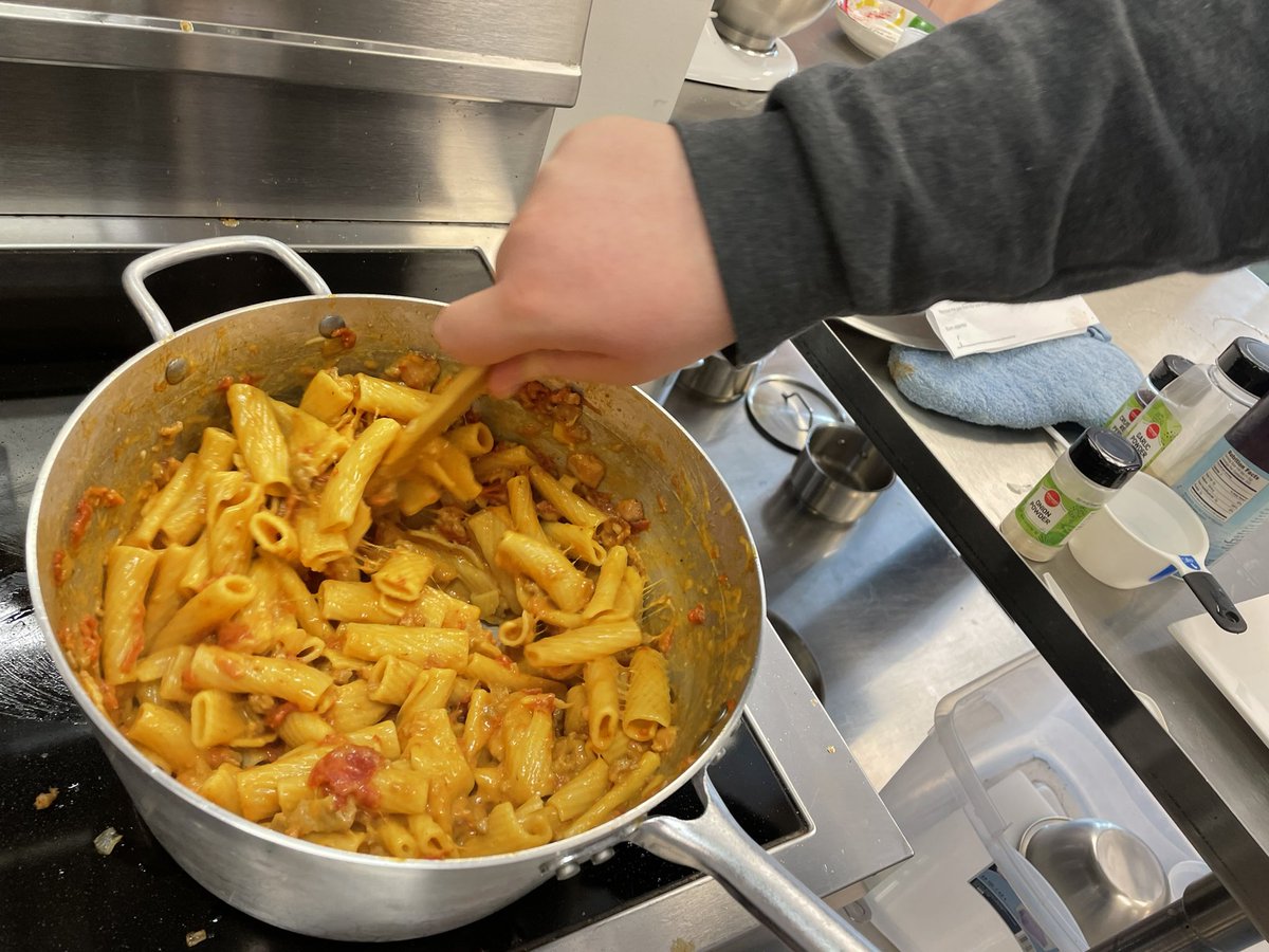 libertyfcclawsd's tweet image. ProStart students competed in a Pasta competition! Who won? Results revealed tomorrow! #prostartproud #pastatime  #wsdleads