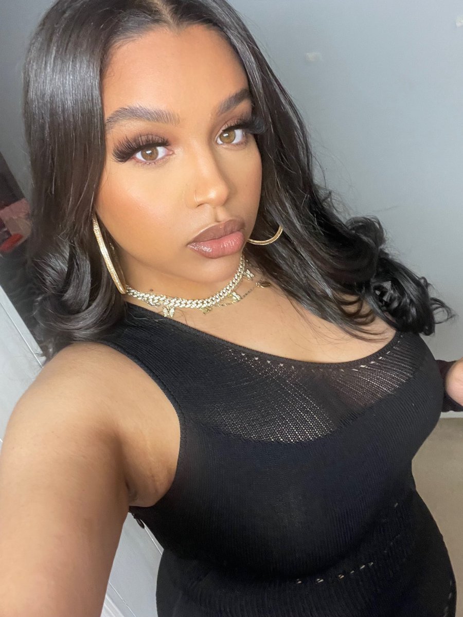 𝓒ᥫ᭡ tweet media