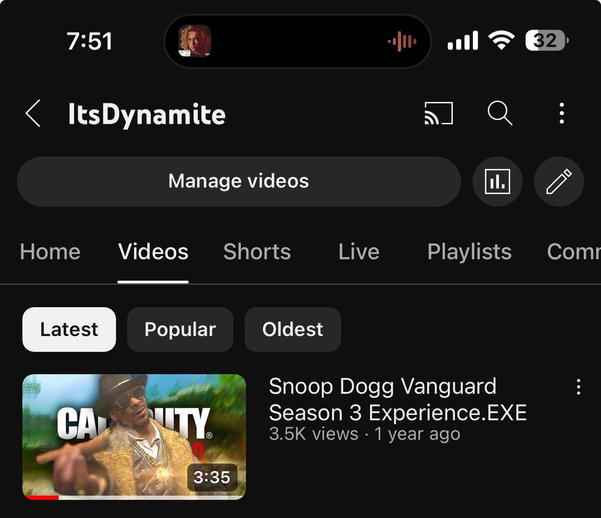 ItsDynamiteYT's tweet photo. boutta relapse and find my slim shady again after almost 2 years https://t.co/ZWrUwXMER1