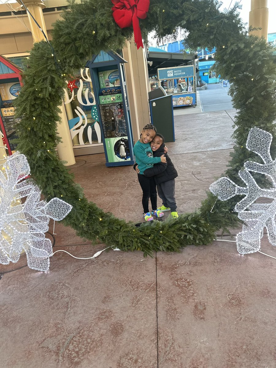 Just a lion and a couple of his cubs ❤️