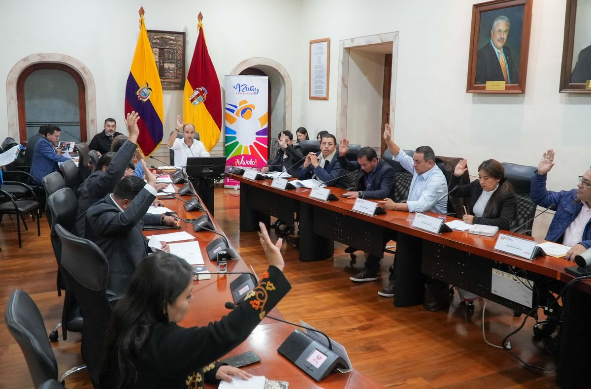 quintanilla_ale's tweet photo. ¡Gran noticia para el Azuay! 

👉🏽 Aprobamos por unanimidad con 22 votos a favor en primer debate del Proyecto de Presupuesto para el año 2024. 

✅️ Este logro representa un paso importante en la planificación y desarrollo de nuestra provincia. https://t.co/pEvtJM66cg