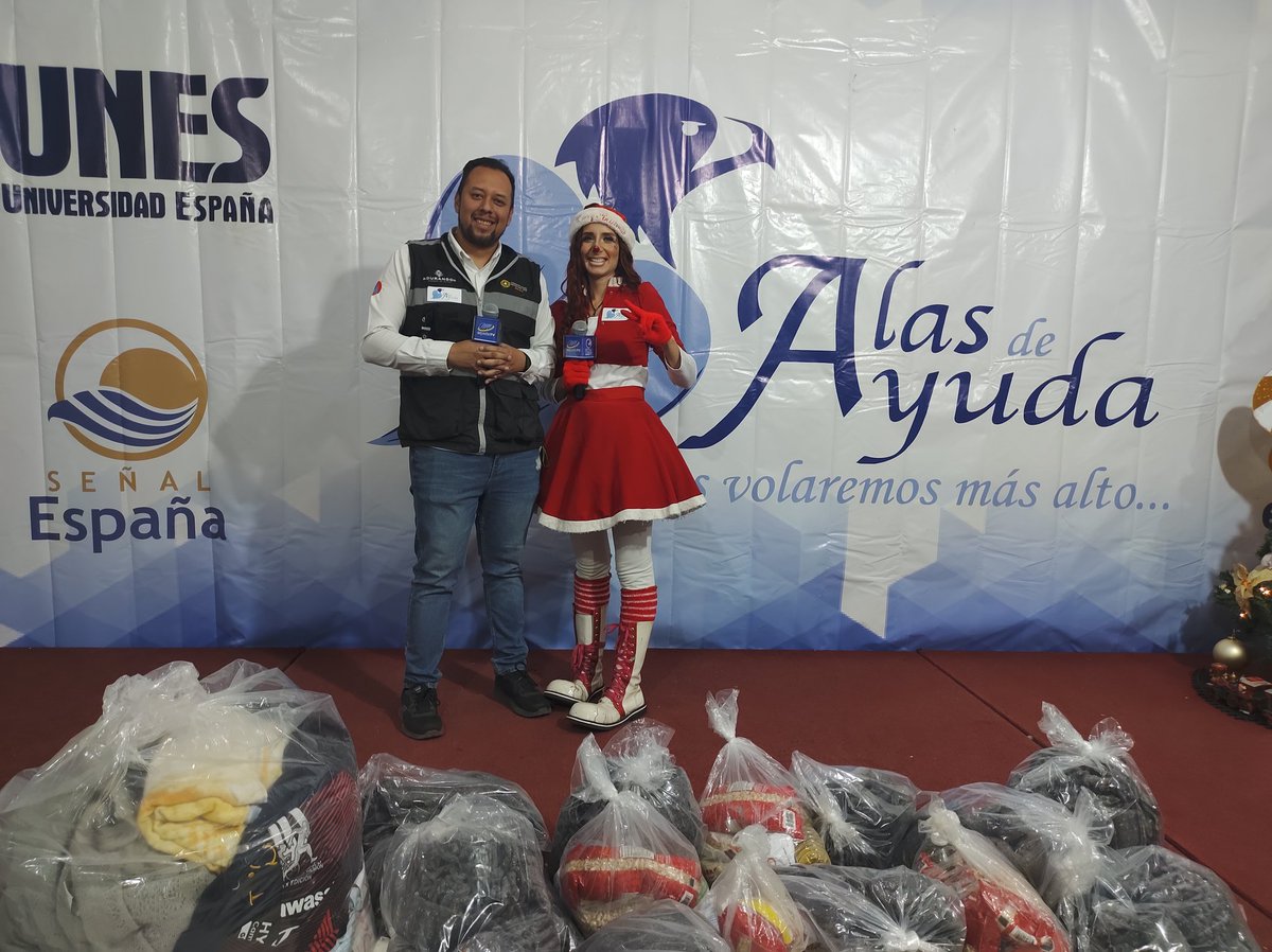 El Licenciado Arturo Galindo de Protección Civil del Estado de Durango <a href="/CEPC/">Céssar </a> nos acompañó con su generoso donativo pidiendo que todos se unan a esta bella causa. #ayudemosaayudar #alasdeayuda #donaparaayudar #colegioespana #unes
#durango