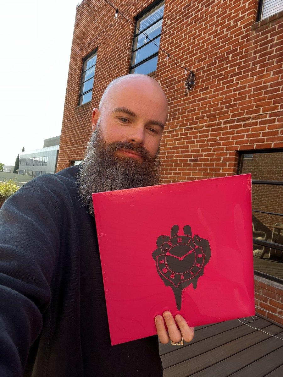 Yoo the new limited edition Pink Vinyl from @AWHIN_ofc is out now. 7 tracks with a secret remix from me on there. Go get yours now …we-have-is-now-official.myshopify.com/?utm_source=li…