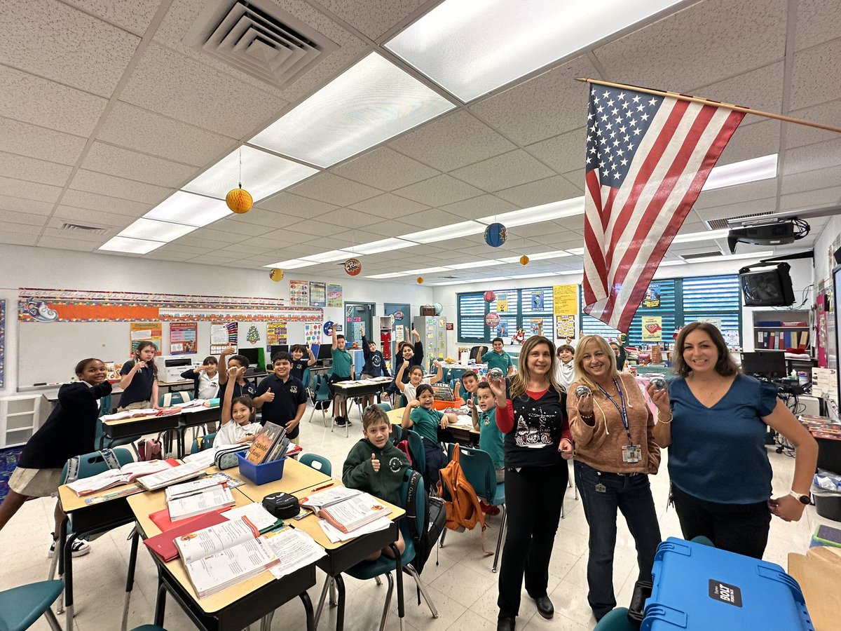 iLearnMDCPS's tweet photo. Exciting news! First batch of Sphero Power-packs have been delivered to our iBOT schools🎉 Get ready for giggles, tech wonders, and a whole lot of brainpower fun! 🚀 #iLearnMDCPS #SpheroBOLT #iBOTAdventures @iLearnMDCPS @inst_technology @MDCPS @SuptDotres @SpheroEdu https://t.co/WrM7kHlY14