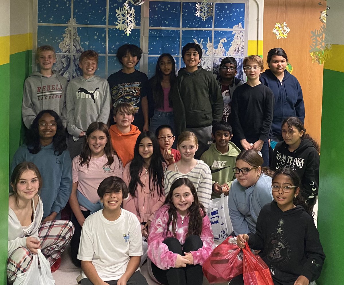 Thank you <a href="/PtaPolk/">Polk St PTA Franklin Square</a> for a great Holiday Sale! ☃️💙