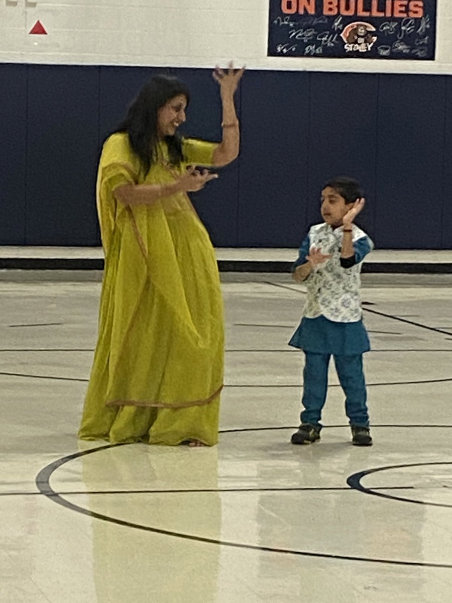 Longwood Elementary  tweet media