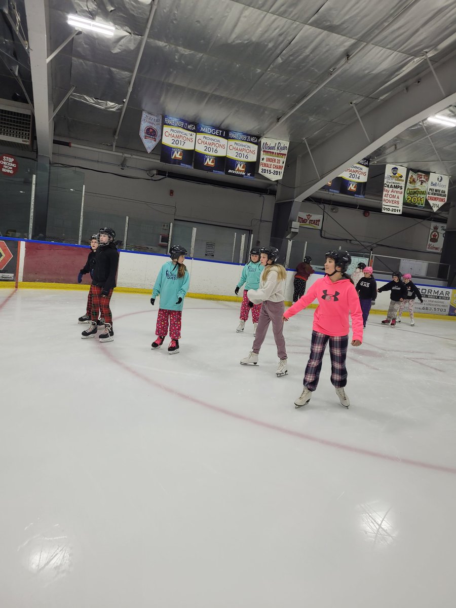 mmepiercey's tweet photo. We've had a few good skates this year! Still another one to go before Christmas break! 😃 @Amalgamated_NL @NLESDCA @bartlett_mme https://t.co/xXblvc7j5f