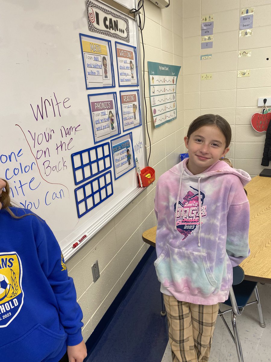 Miss Strout (@miss_strout_) on Twitter photo Some of our PBS Pals πΎ came by to lead a winter craft because our class filled up ALL our paw points! What a special reward, but also so special to see these fifth graders lead our class in such a responsible and fun way! They were superstars! ππ <a href="/LDS_PBS/">PBS at LDS</a> <a href="/DonovanSchool/">Laura Donovan School</a> Some of our PBS Pals πΎ came by to lead a winter craft because our class filled up ALL our paw points! What a special reward, but also so special to see these fifth graders lead our class in such a responsible and fun way! They were superstars! ππ <a href="/LDS_PBS/">PBS at LDS</a> <a href="/DonovanSchool/">Laura Donovan School</a>
