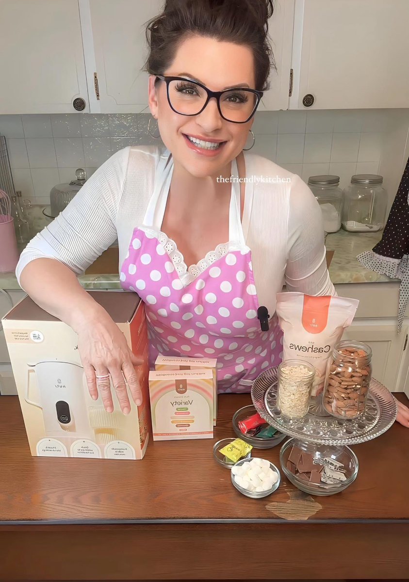 ChelseyMarieTFK's tweet photo. Have you tried the @nutrmachine yet?! I can’t go a day without using mine! #milkalternative #nutmilk #oatmilk #nutrmachine https://t.co/BdzjNTIIFl