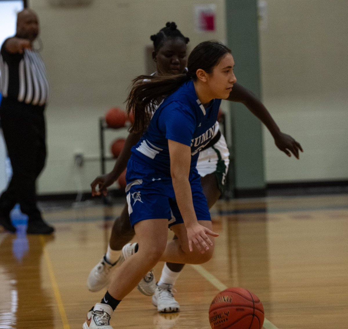 LadySabresBball's tweet photo. Big win over the East Bears for the girls’ squad. 

Ariana Rivera led the stat book with 24 pts, 10 steals , and 7 assists 

Rey Haywood finished with 21 pts and 10 steals 

📸Gaby Lopez 

#4theacademy #NBB https://t.co/VjDG47K7IK