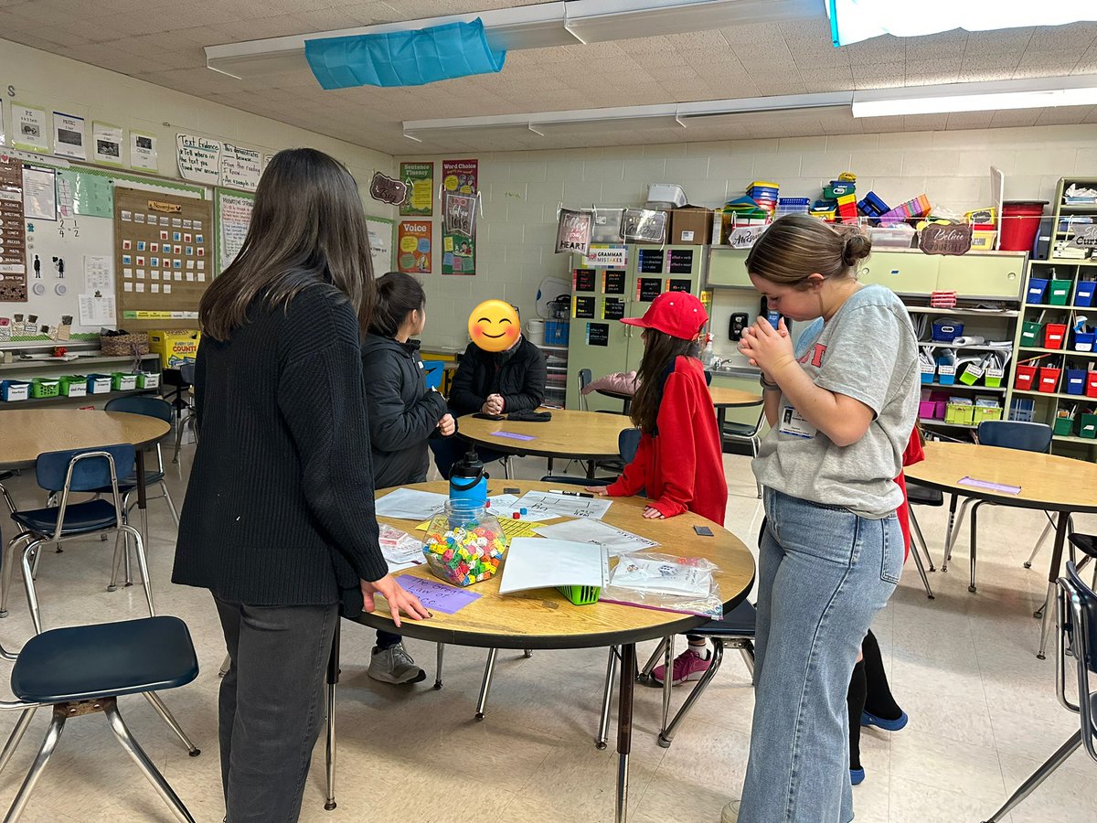 MsMcCartney0's tweet photo. Before Thanksgiving break, our cohort had the opportunity to organize and host a Family Math Game Night at Netherwood Elementary! It was so fun getting to engage with students and their families and teach them some fun math games to practice their skills! #MSED581 https://t.co/liIApKcHqd