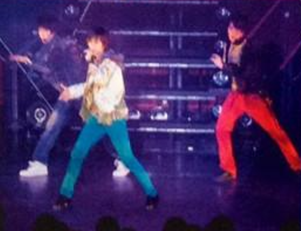 WinterPocky's tweet photo. 20歳の阿部くんとの思い出
2014年6月 クリエ②
阿部ソロ
タップダンス→香取慎吾さんの「It Can't Be」
オープニング聞いた瞬間にめっちゃドキドキわくわくになった！最初に曲の名前は全然浮かばずに、昔で赤西くんは少クラでやって、全英語歌詞！
阿部くんの生歌声をちゃんと聞こえたからマジで感動😭 https://t.co/jJXETEtRSj