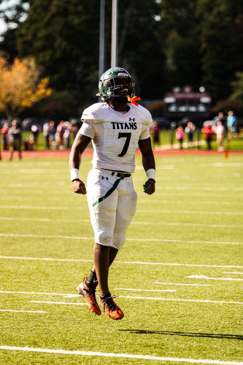 jaydenwill44's tweet photo. Season Stats‼️🙏🏾

119 - Tackles (school record!)
16 - TFL
5 - QBP
3 - Sacks
3 - Forced Fumbles 
1 - Pick
6 - PBU

#Aggiepride 💙💛 @NCATFootball 🏠 https://t.co/OCvGvHgVVT