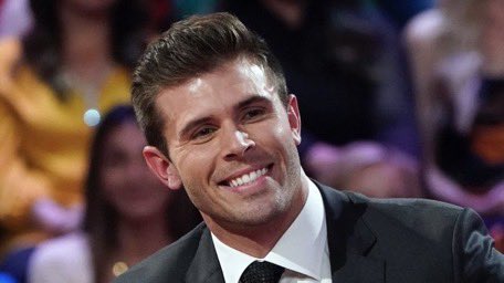 thebachelwhore's tweet photo. gerry welcome to the poor decisions bachelor hall of fame
#TheGoldenBachelor #GoldenBachelor https://t.co/EQs884eOnt