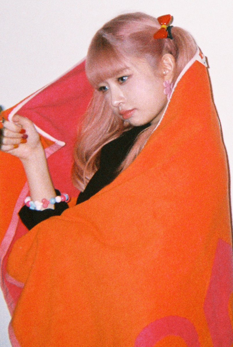 IVEstarship's tweet photo. 📸
HAPPY IVE DAY

<I've IVE> 
BEHIND FILM 🎞

REI

#IVE #아이브
#REI #레이
#HappyIVEday
#IVE_2nd_Anniversary
#우리의_DECEMBER_영원히_EVER ⭐ https://t.co/3MaUkfg2Ku