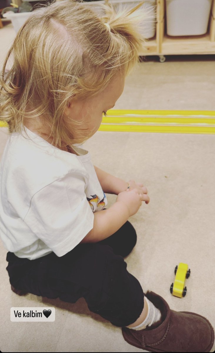 Mom #BaşakTatlıtuğ shares #KurtEfe 
#KıvançaTatlıtuğ