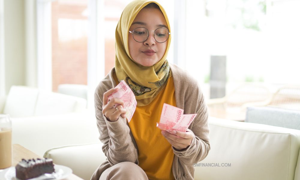 Usia 20 itu rerata merupakan first jobber. Usia yang kata orang merupakan garis start untuk memasuki hidup yang sebenarnya. Tsah.

Jadi, gimana cara atur uangnya?

Baca selengkapnya di qmfinancial.com/2023/11/cara-b…