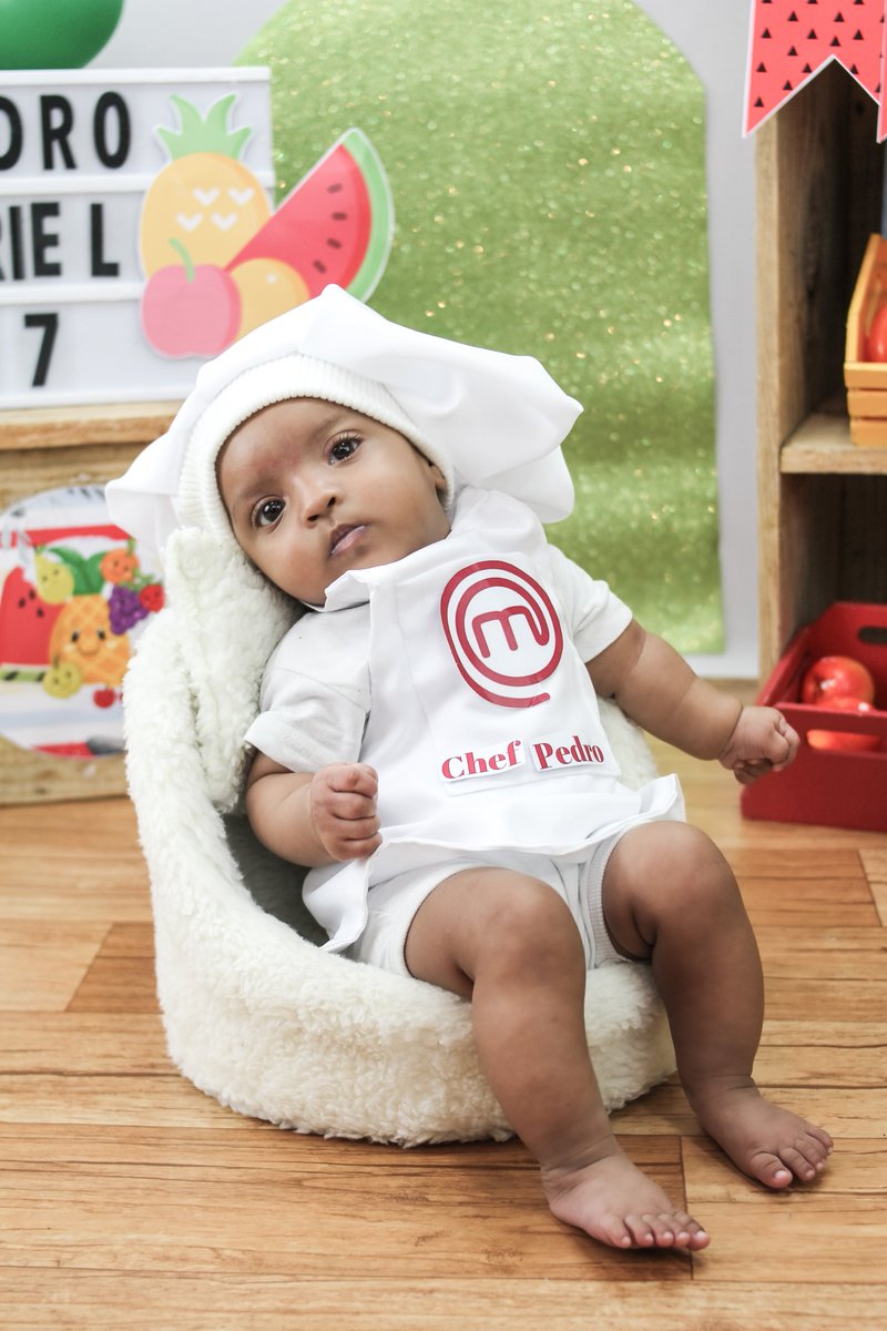 Você veio com um propósito. Você foi gerado na menor das possibilidades e eu só consigo enxergar DEUS, em tudo.
Feliz 7meses! eu te amo, meu filho. 💚🧑🏻‍🍳