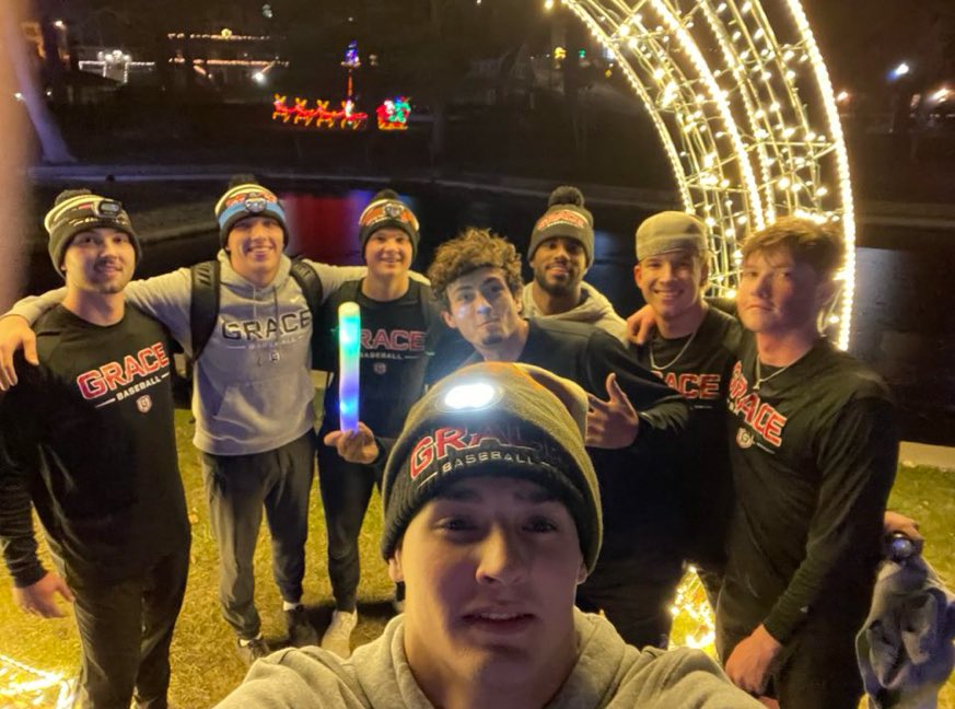 GraceCollegeBSB's tweet image. The Annual Lancer Challenge kicked off tonight! Day 1 of 3. The Crucible.

Our guys survived the nighttime race and accomplished their team objectives through the winter wonderland in beautiful Winona Lake, IN! #lakeshow