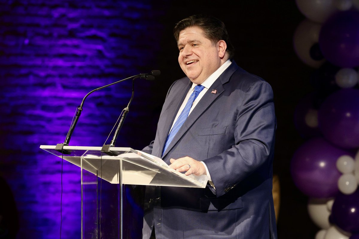 GovPritzker's tweet photo. Humbled to be an @IFAChicago’s Visionary Leadership Honoree and proudly share it with @ILFilmOffice.

We shattered records with $691 million in 2022 in film production revenue — allowing our community of creators to continue to grow here in Illinois. It's progress we'll build on. https://t.co/ZLw5GbqJda