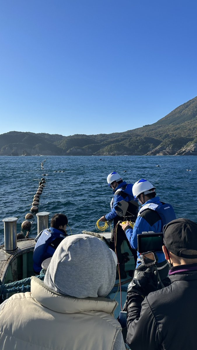 Chasingdrones's tweet photo. CHASING M2/M2 PRO were applied in "Fixed net Inspection" in order to stimulate a healthy fishery &amp; aquaculture development. #fishery #aquaculture #underwater #inspection
photo origin from @dwolf_drone https://t.co/FMbChObMHO