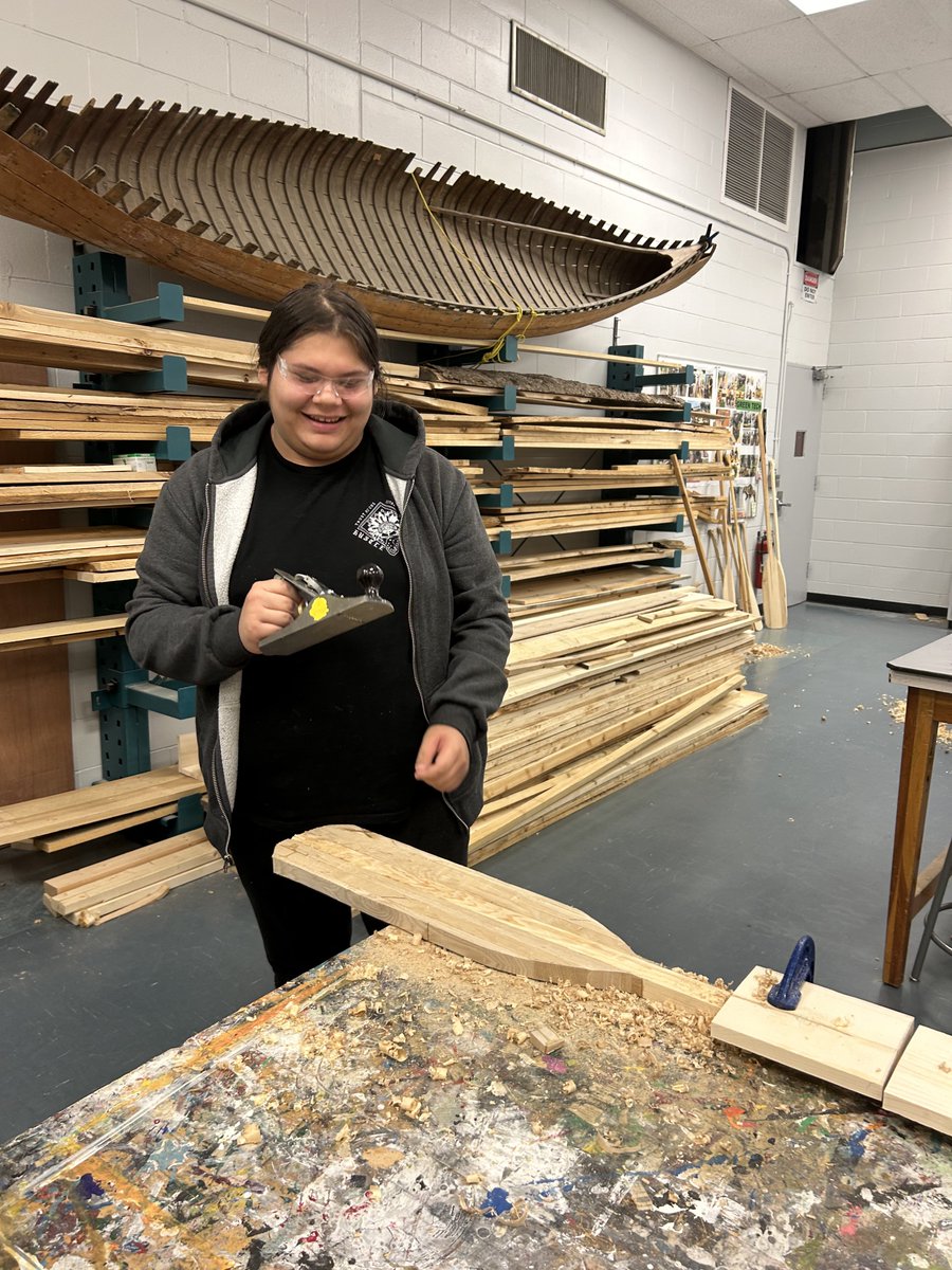 LisaMactbay's tweet photo. Another incredible week with the most awesome group of grade 9’s in KZ Lodge program @HammarskjoldP ! Woodland Art, Canoe paddles, Shale Art, learning about Inukshuk’s & Petroforms #learningfromtheland (NAC10) #artwork #outsidethebox https://t.co/qoKoiZSOqN